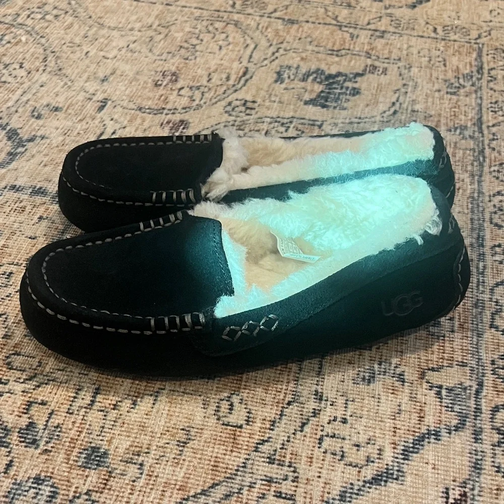 UGG Black Suede Moccasin Slippers size 5